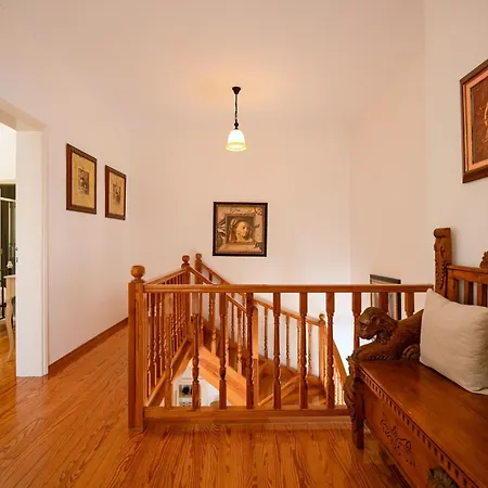 Anastasia Villa
