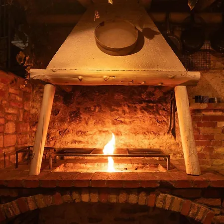 Anastasia Βίλα *